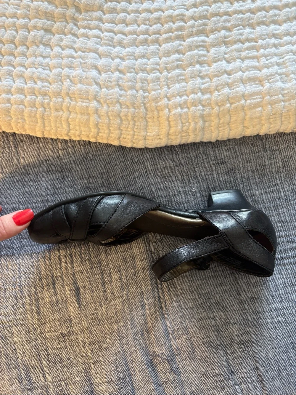 Women’s Black Leather Mary Jane Size 6.5